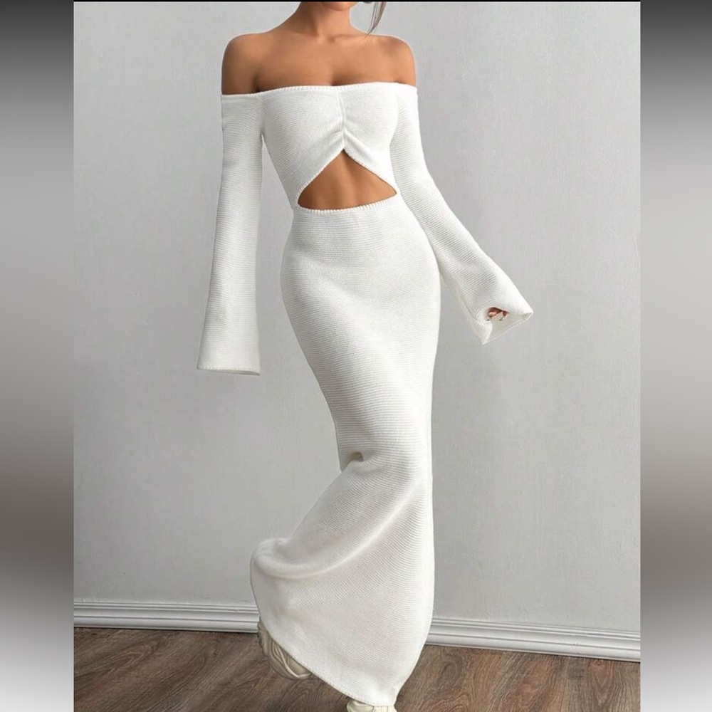 Elegant White Off-Shoulder Maxi Dress